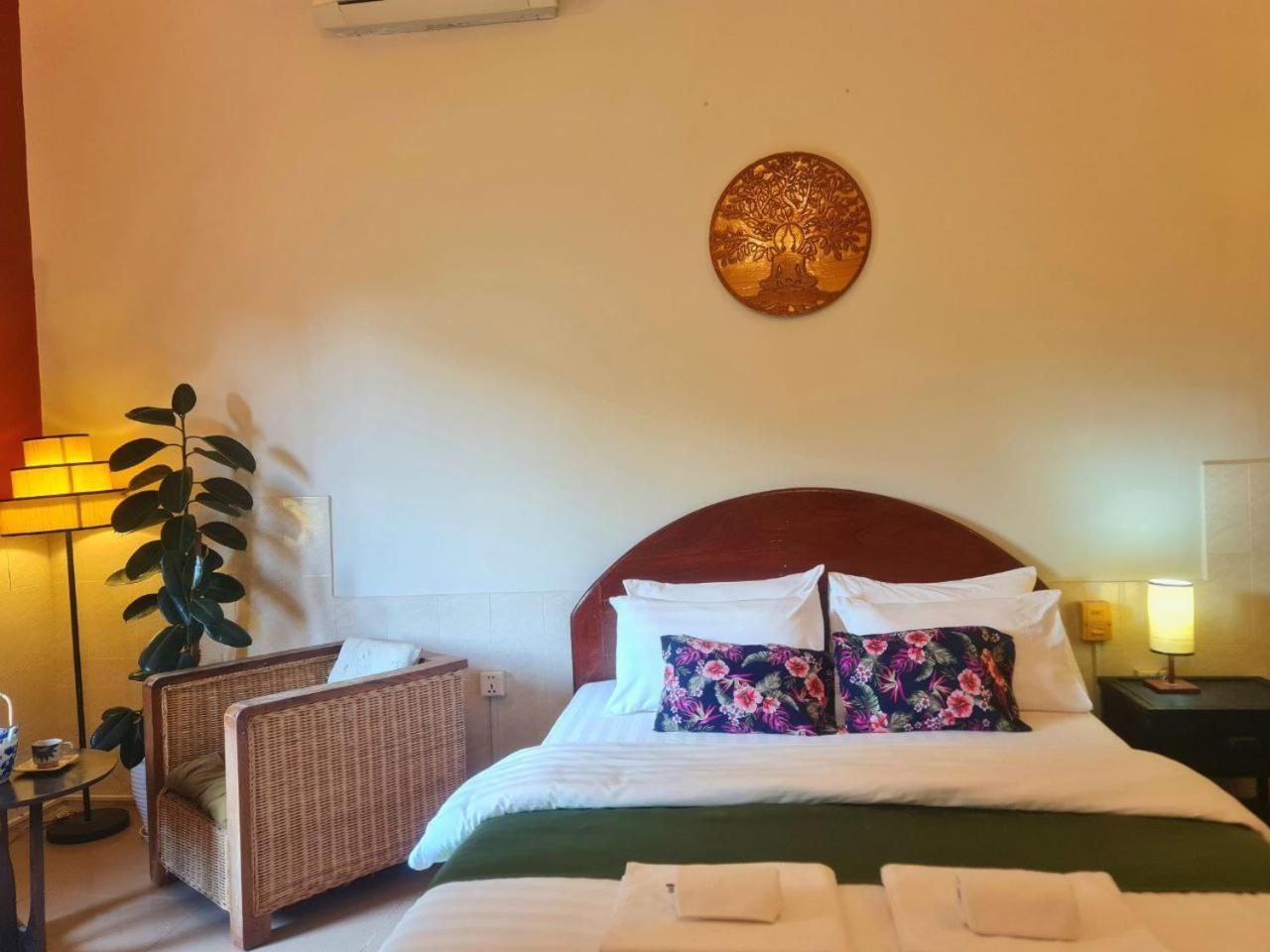 Cambodhi - Vegan Villa Kampot Exteriör bild